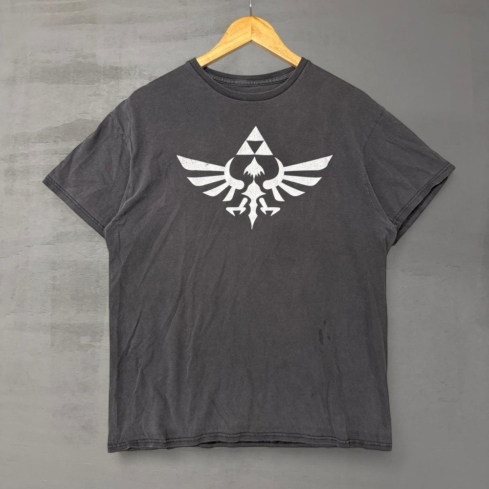 Vintage Faded Legend of Zelda Shirt Black Skyward Sword Hylian Graphic Large